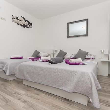 Apartmani Franko Baška Voda エクステリア 写真
