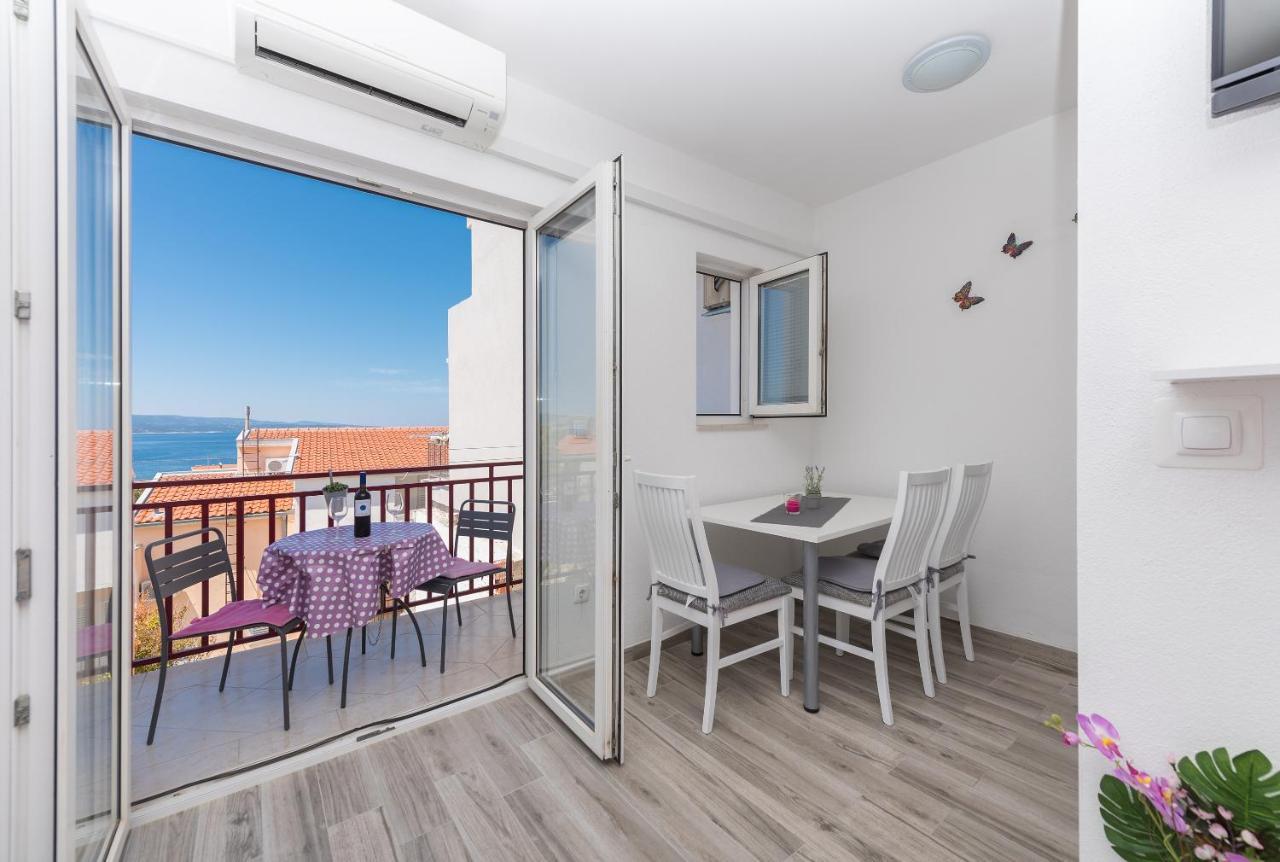 Apartmani Franko Baška Voda エクステリア 写真