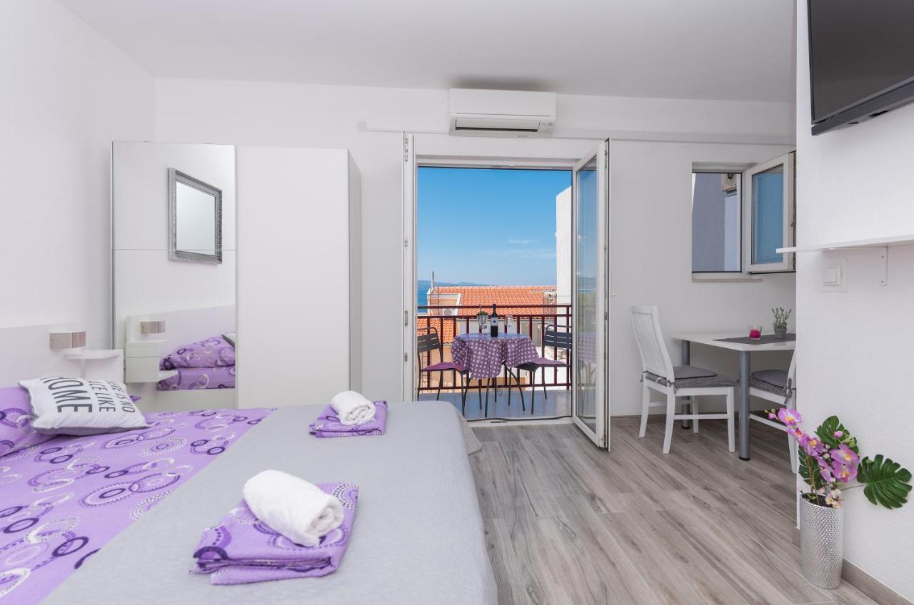 Apartmani Franko Baška Voda エクステリア 写真