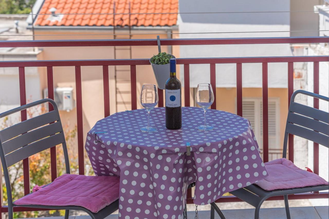 Apartmani Franko Baška Voda エクステリア 写真