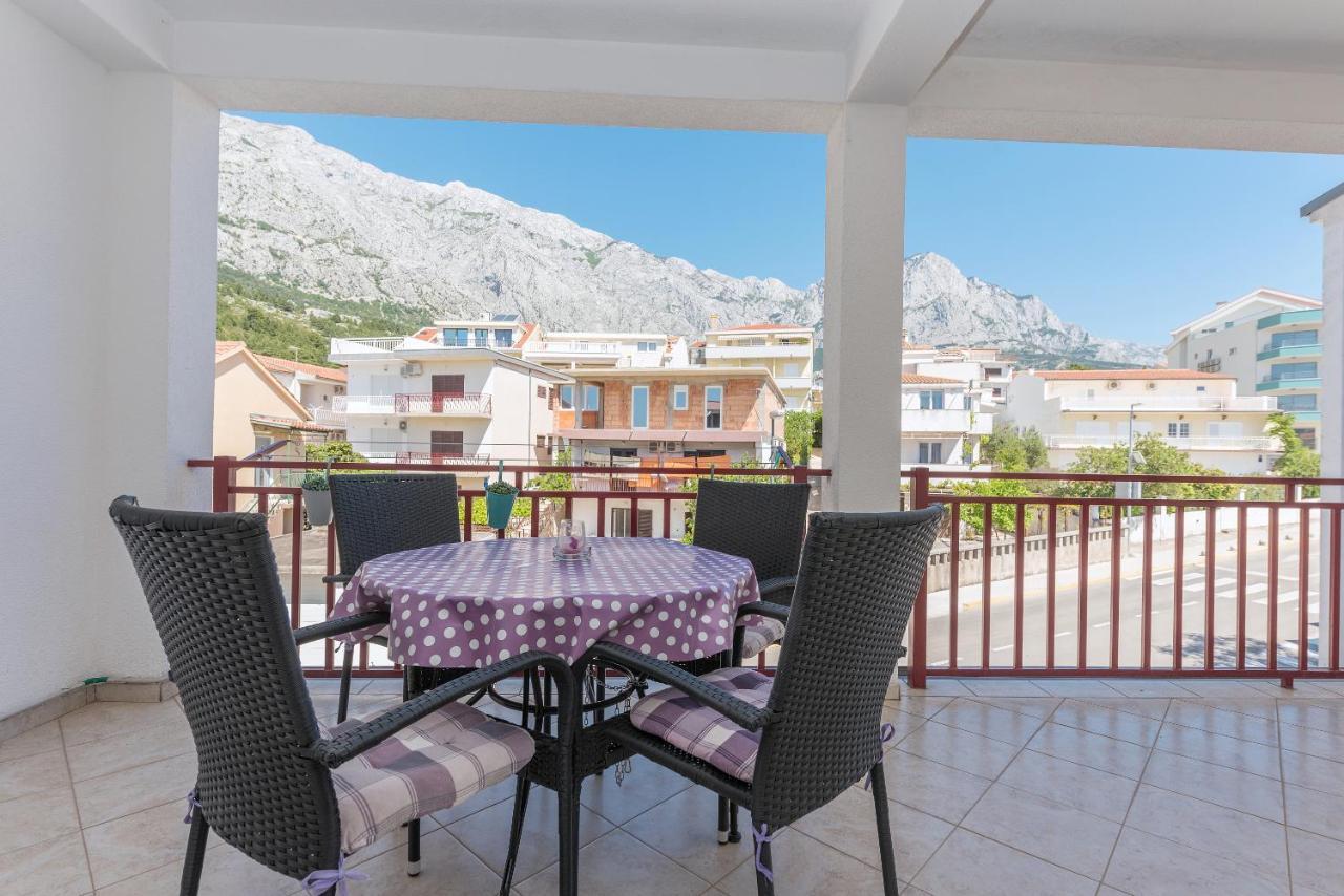 Apartmani Franko Baška Voda エクステリア 写真